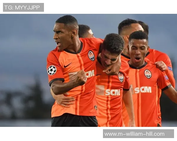 欧冠小组赛门兴对阵矿工全场精彩回顾与战术分析